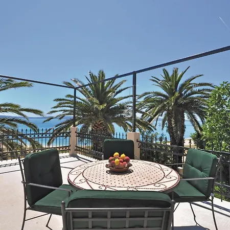 Apartment Amazing In Kastel Gomilica With Wifi