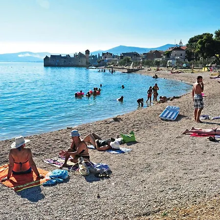 Amazing In Kastel Gomilica With Wifi Kastela